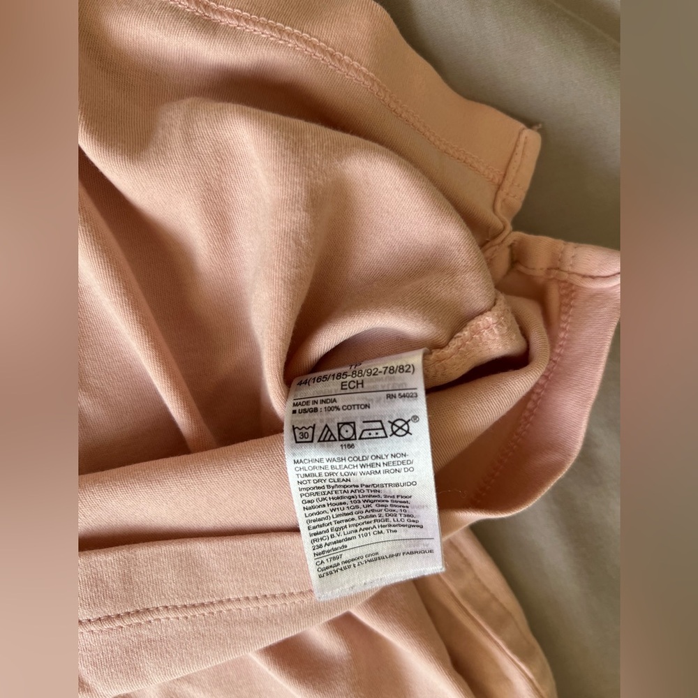 Banana Republic Luxury Touch Blush Pink and Grey T-Shirt